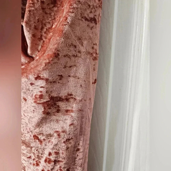 Lululemon Velvet Leggings - Picture 4 of 5